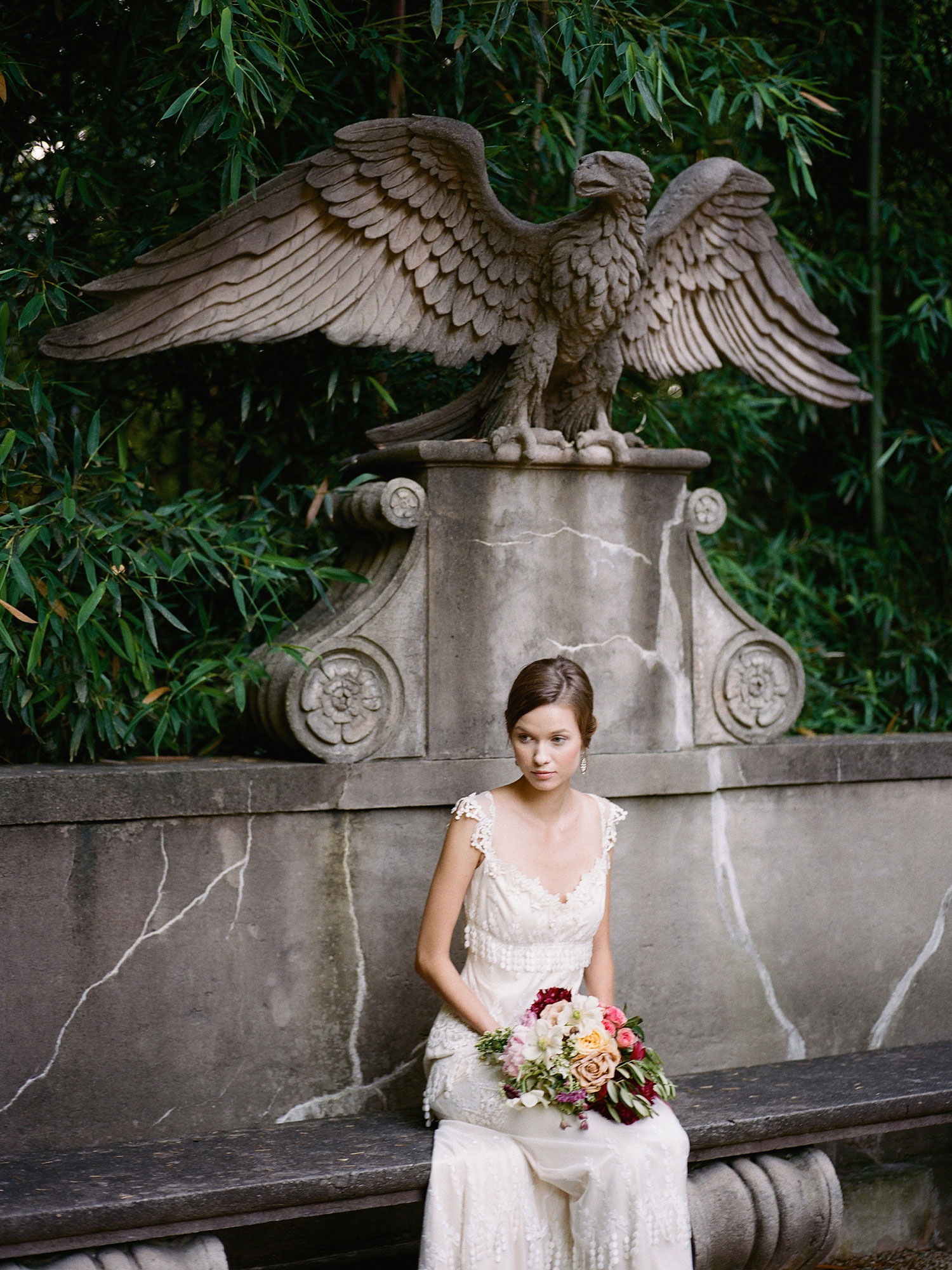 swan-house-fall-wedding-inspiration-00005